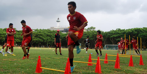 Carlos de Mello Pantau Latihan PSM Carlos de Mello Pantau Latihan PSM