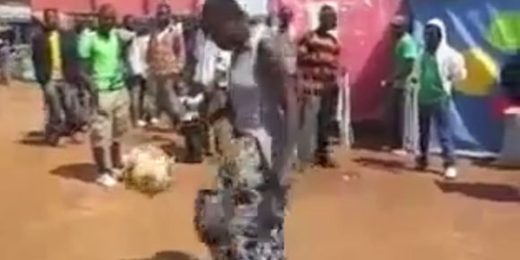 Skill Olah Bola Mengagumkan Wanita Tanzania Skill Olah Bola Mengagumkan Wanita Tanzania