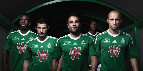 Detail Jersey: Saint-Etienne Home dan Away 2013-2014 Detail Jersey: Saint-Etienne Home dan Away 2013-2014