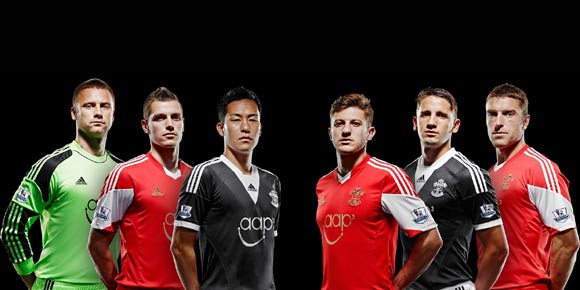 Detail Jersey: Southampton Home dan Away 2013-2014 Detail Jersey: Southampton Home dan Away 2013-2014