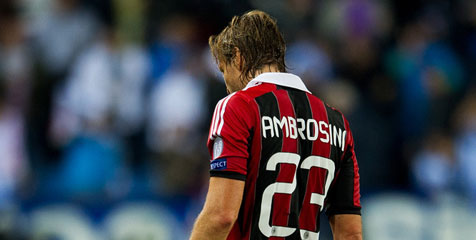 Ambrosini Semakin Dekat ke Fiorentina Ambrosini Semakin Dekat ke Fiorentina