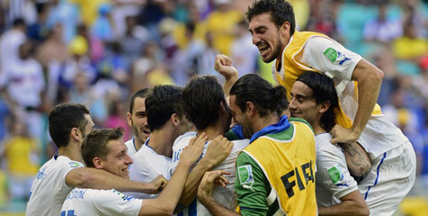 Review: Italia Raih Gelar Pelipur Lara