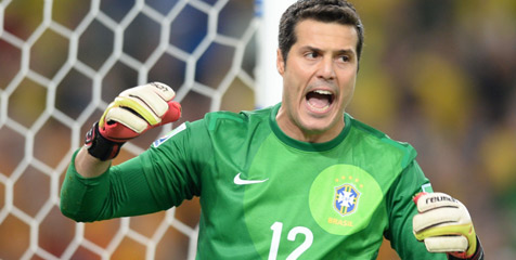 Golden Glove Piala Konfederasi 2013 Milik Julio Cesar Golden Glove Piala Konfederasi 2013 Milik Julio Cesar