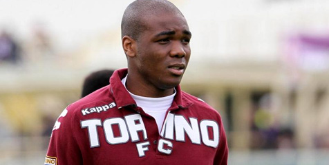 Transfer Ogbonna ke Juve Dihalangi Kompetitor Transfer Ogbonna ke Juve Dihalangi Kompetitor
