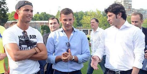 Ronaldo Buka Akademi Sepakbola di Georgia
