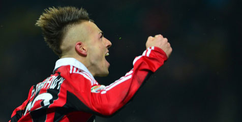 Alasan AC Milan Tidak Melepas El Shaarawy Alasan AC Milan Tidak Melepas El Shaarawy