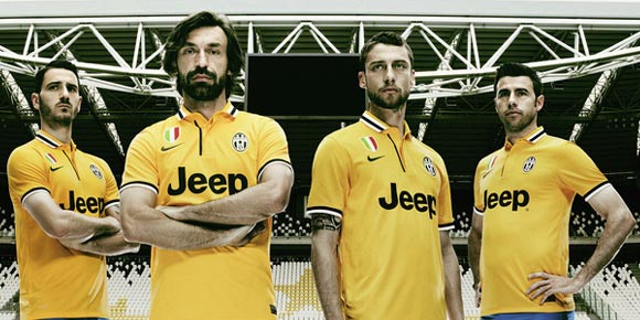 Detail Jersey: Juventus Away 2013-2014