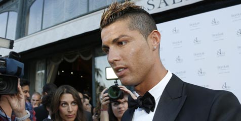 Ronaldo Terpilih Sebagai Pemain Terbaik Eropa Dalam Polling AS Ronaldo Terpilih Sebagai Pemain Terbaik Eropa Dalam Polling AS