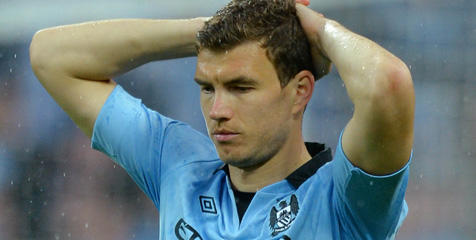 Cannavaro: Dzeko Sulit Gantikan Cavani di Napoli