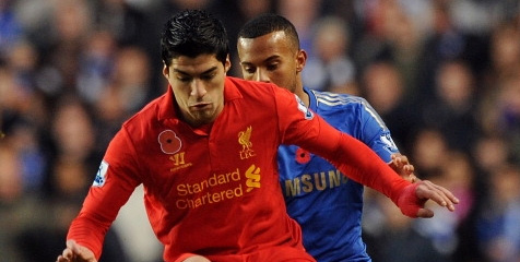 The Reds Pertimbangkan Opsi Barter Suarez-Bertrand The Reds Pertimbangkan Opsi Barter Suarez-Bertrand