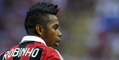 Gagal ke Santos, Robinho Ogah Disalahkan Gagal ke Santos, Robinho Ogah Disalahkan
