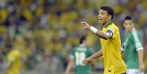 'Silva Akan Bertahan di PSG' 'Silva Akan Bertahan di PSG'