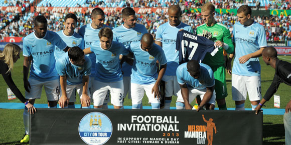 Tiga Penggawa Man City Kerjai Ofisial Klub di Afrika Selatan