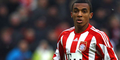Chelsea Incar Luiz Gustavo Untuk Gantikan Mikel