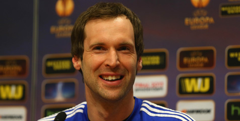Petr Cech Siap Sambut Rooney di Chelsea