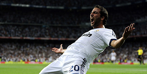 Higuain: Mou Ingin Saya Berada di Chelsea Higuain: Mou Ingin Saya Berada di Chelsea