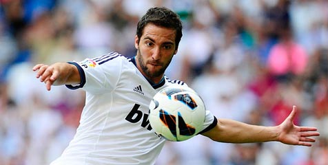 Higuain Semakin Dekat ke Napoli Higuain Semakin Dekat ke Napoli