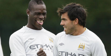 Allegri: Balotelli Lebih Baik Daripada Tevez Allegri: Balotelli Lebih Baik Daripada Tevez