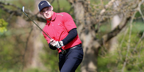 Sedang Cedera, Rooney Kepergok Main Golf di Dekat Markas Chelsea