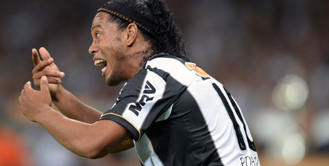 Juara Copa Libertadores, Ronaldinho Catat Sejarah