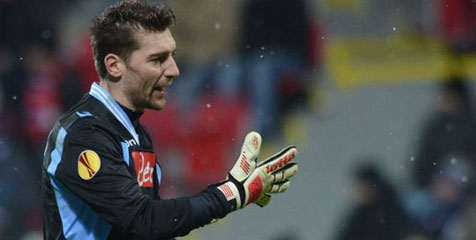 De Sanctis Resmi Berkostum Roma De Sanctis Resmi Berkostum Roma