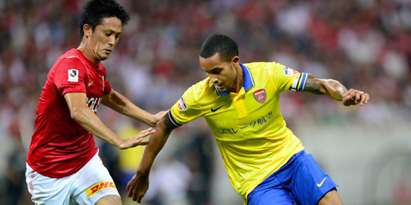 Highlights: Urawa Red Diamonds 1 - 2 Arsenal Highlights: Urawa Red Diamonds 1 - 2 Arsenal