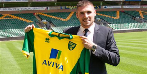 Norwich Gaet Hooper Dari Celtic