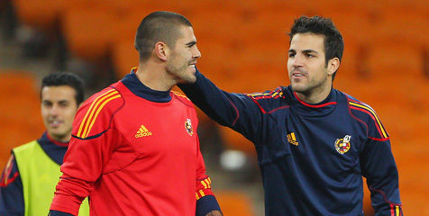 Valdes Yakin Fabregas Tetap di Camp Nou Valdes Yakin Fabregas Tetap di Camp Nou
