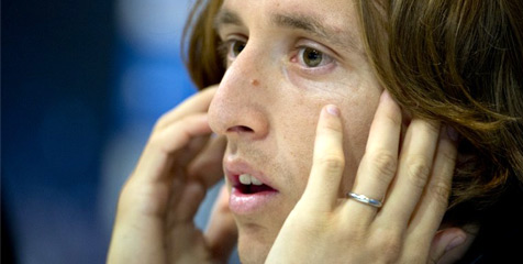 Arsenal Mendadak Kuntit United Kejar Modric Arsenal Mendadak Kuntit United Kejar Modric