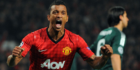Nani Beri Sinyal Bertahan di Old Trafford Nani Beri Sinyal Bertahan di Old Trafford