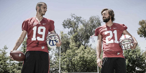 Aksi Pirlo dan Bonucci Bermain American Football Aksi Pirlo dan Bonucci Bermain American Football
