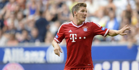 Fabregas Gagal, United Lirik Schweinsteiger Fabregas Gagal, United Lirik Schweinsteiger