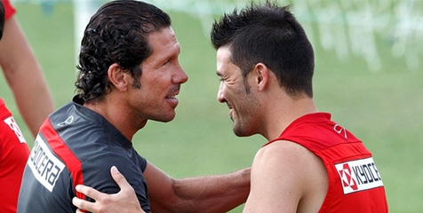 Simeone: Villa Jauh Lebih Pintar Daripada Falcao Simeone: Villa Jauh Lebih Pintar Daripada Falcao