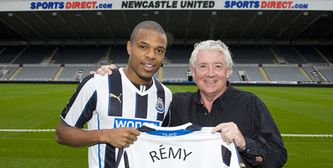 Newcastle Resmi Pinjam Loic Remy Newcastle Resmi Pinjam Loic Remy