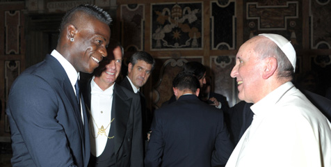 Balotelli Dapat Nasehat Pribadi Dari Paus Fransiskus Balotelli Dapat Nasehat Pribadi Dari Paus Fransiskus