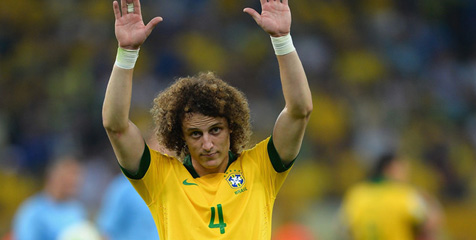 Respon Mourinho Soal Luiz Minta Dijual ke Barca Respon Mourinho Soal Luiz Minta Dijual ke Barca