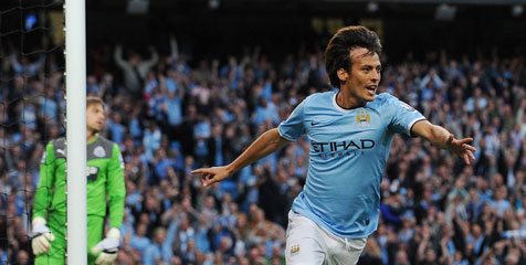 Review: Menang Telak, City Duduk di Puncak