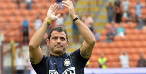Tribute Cambiasso Untuk Deki Stankovic Tribute Cambiasso Untuk Deki Stankovic