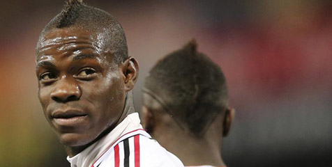 Balotelli Sebut Dirinya Lebih Superior Dari Ibra Balotelli Sebut Dirinya Lebih Superior Dari Ibra