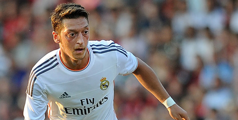 Koscielny Sebut Ozil Pemain Kelas Dunia Koscielny Sebut Ozil Pemain Kelas Dunia