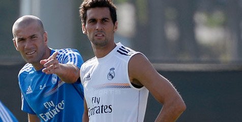 Arbeloa Kecewa Madrid Lepas Ozil Arbeloa Kecewa Madrid Lepas Ozil