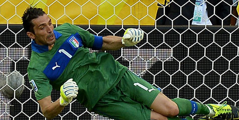 Kesempatan Buffon Lampaui Rekor
