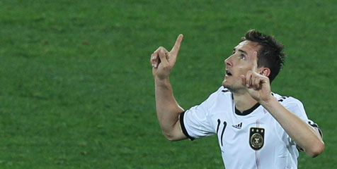 Klose di Ambang Sejarah Klose di Ambang Sejarah