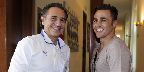 Cannavaro Calon Kuat Gantikan Prandelli di Gli Azzurri?