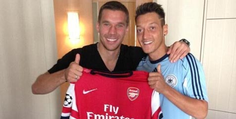Podolski: Ozil Sempurna Bagi Arsenal Podolski: Ozil Sempurna Bagi Arsenal