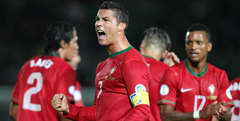 Cetak Hattrick Perdana, Ronaldo Lampaui Eusebio Cetak Hattrick Perdana, Ronaldo Lampaui Eusebio