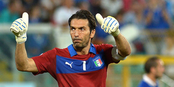 Penyelamatan Super Buffon (Italia) vs Bulgaria