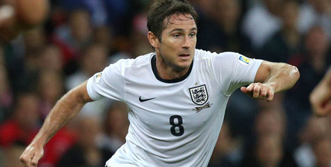 Ashley Cole Tak Mau Nasehati Lampard Ashley Cole Tak Mau Nasehati Lampard