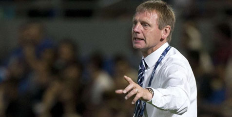 Pearce Sebut Jones, Ox dan Bale Egois