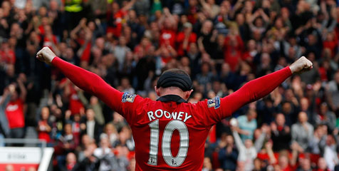 Zlatan Ingin Bermain Bersama Rooney Zlatan Ingin Bermain Bersama Rooney